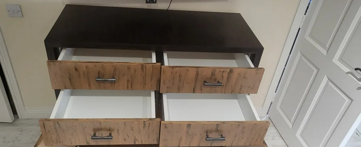 chest of drawers - Image 3