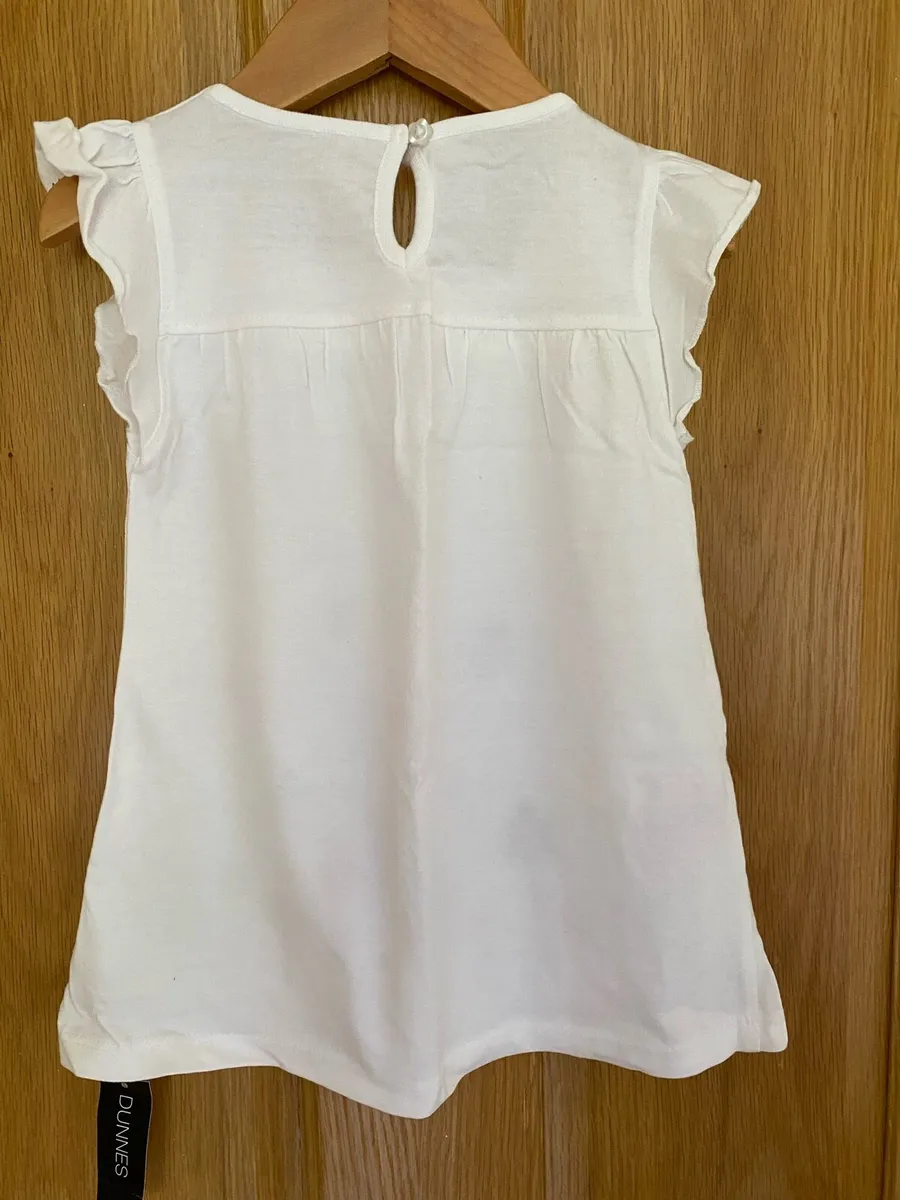 Girl’s White Embroidered Floral Brand New Top - Image 2