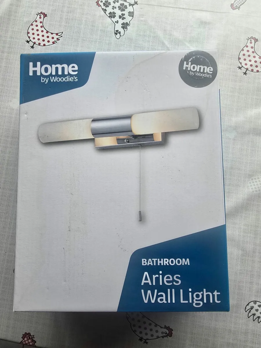 Bathroom aries wall light - Image 1