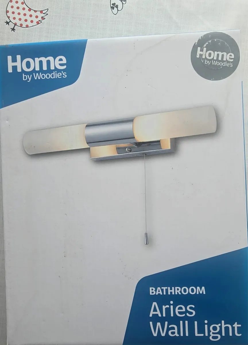 Bathroom aries wall light - Image 2