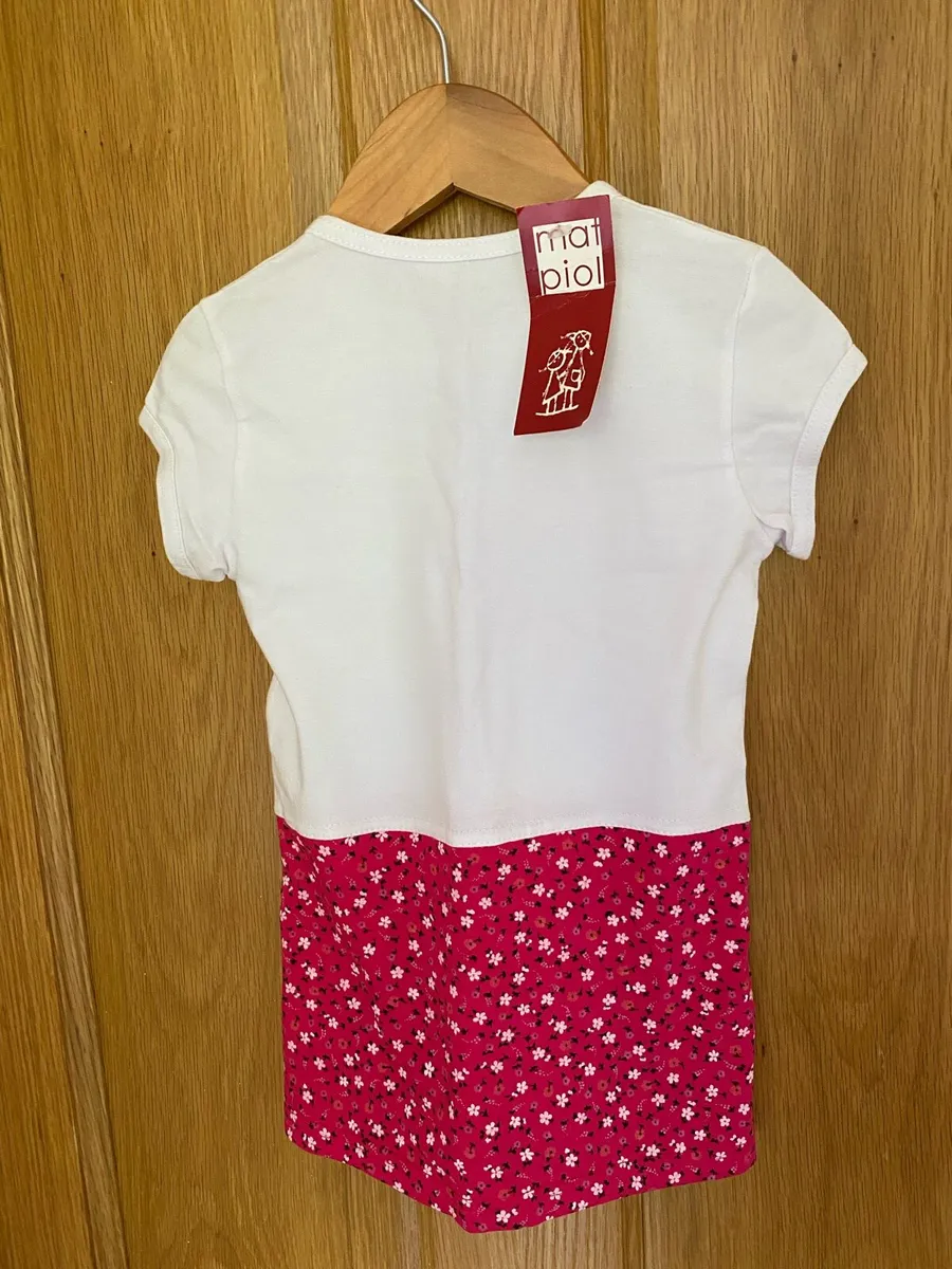 Girl’s Brand New Short Sleeve Pink & White Bow top - Image 3