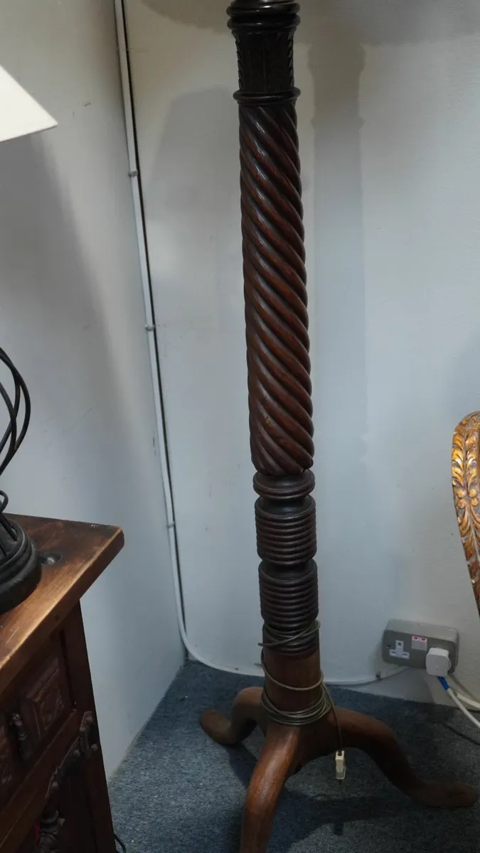 🛋️ Pair of Vintage Floor Lamps – 187 cm Tall - Image 4
