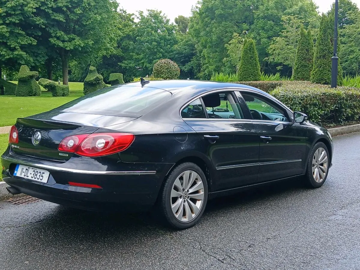 Volkswagen Passat CC - Image 2
