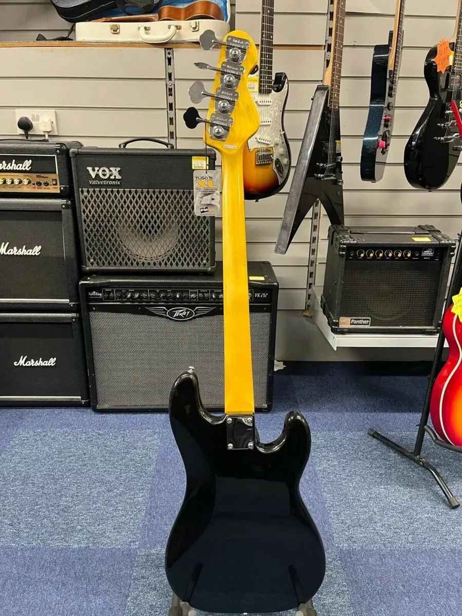 *Brand New* LH Vintage V4 P-Bass - Image 3