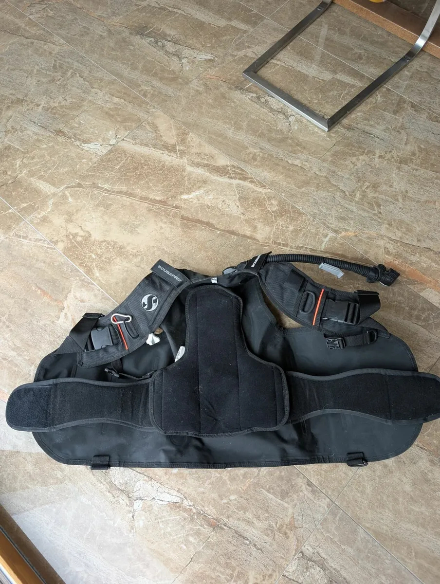 Mares BCD - Image 3