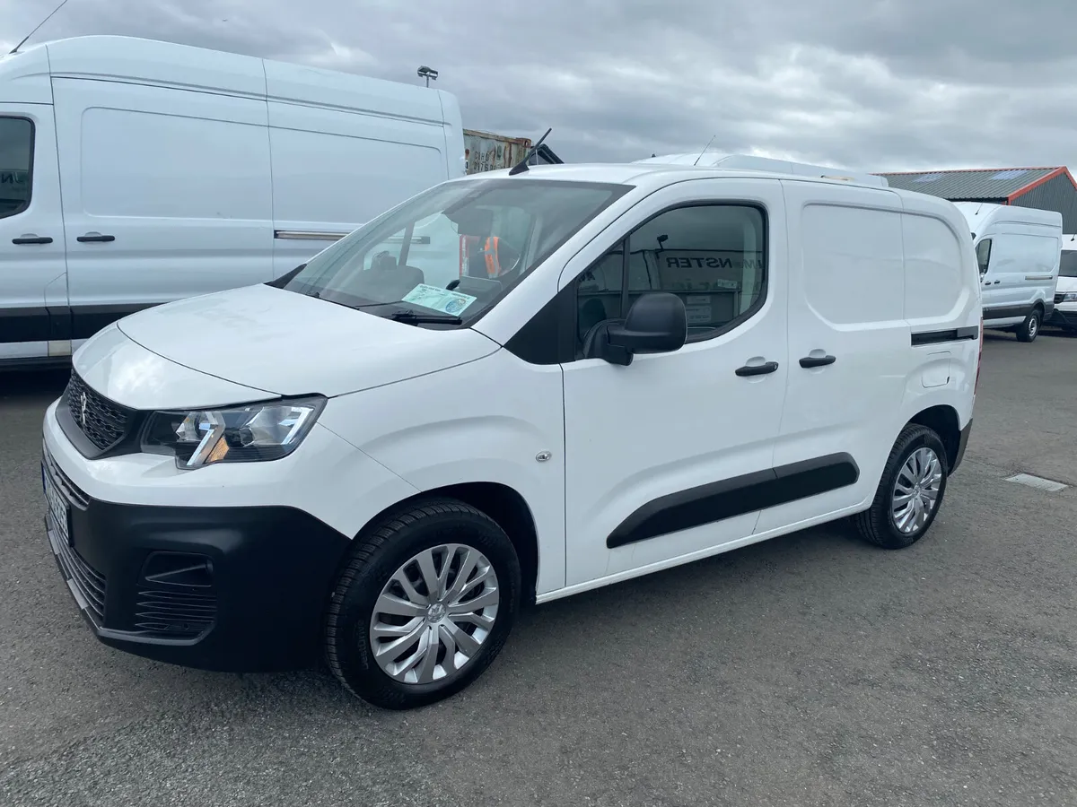 2020 Peugeot Partner Professional 1.5HDI 100BHP - Image 3