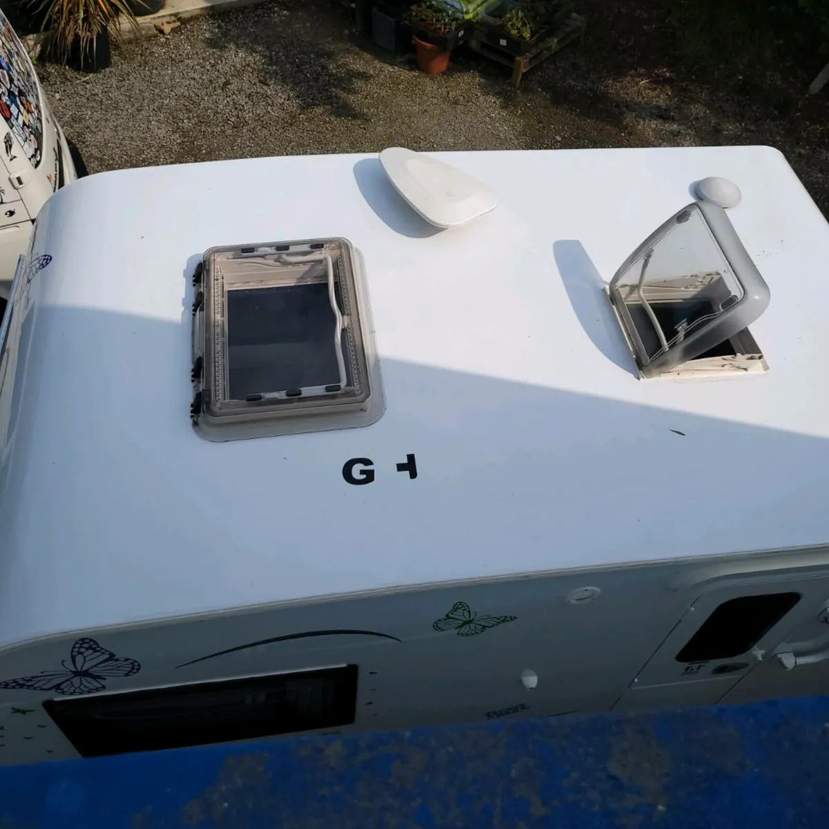 Caravan - Image 2