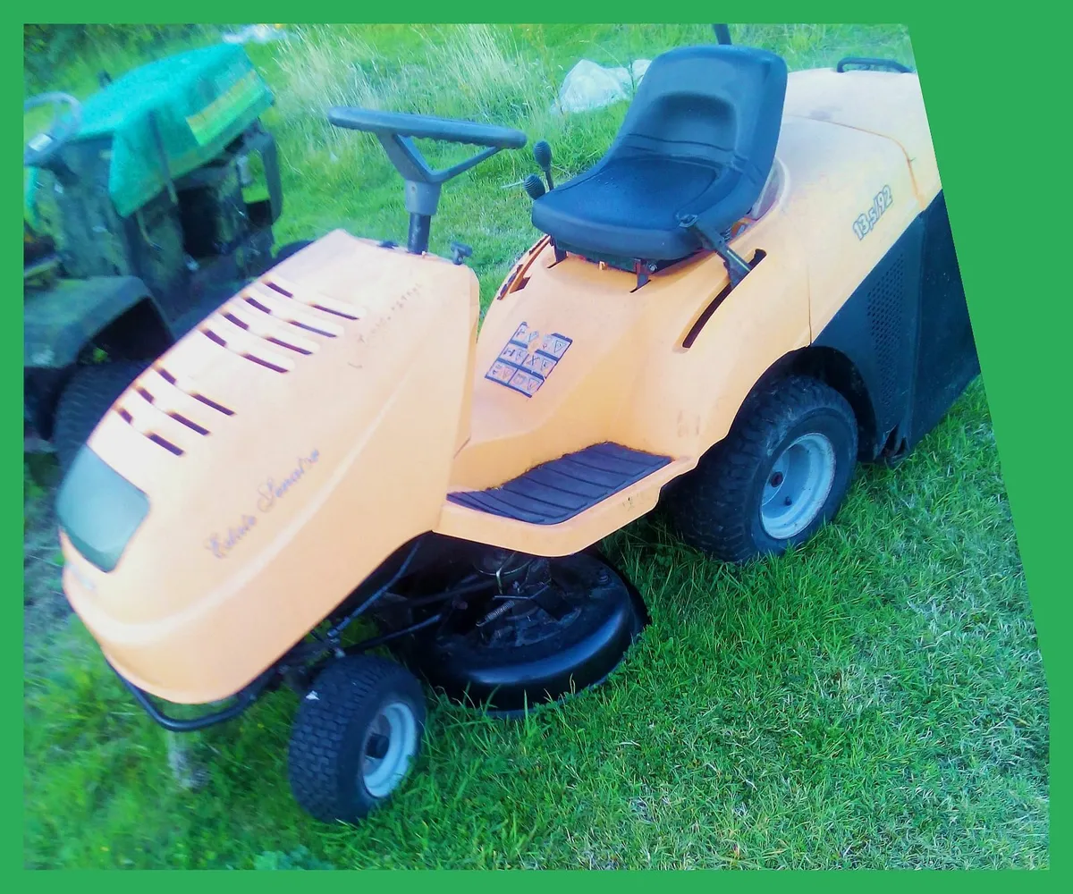 Ride on mowers and garden equipment - Image 2