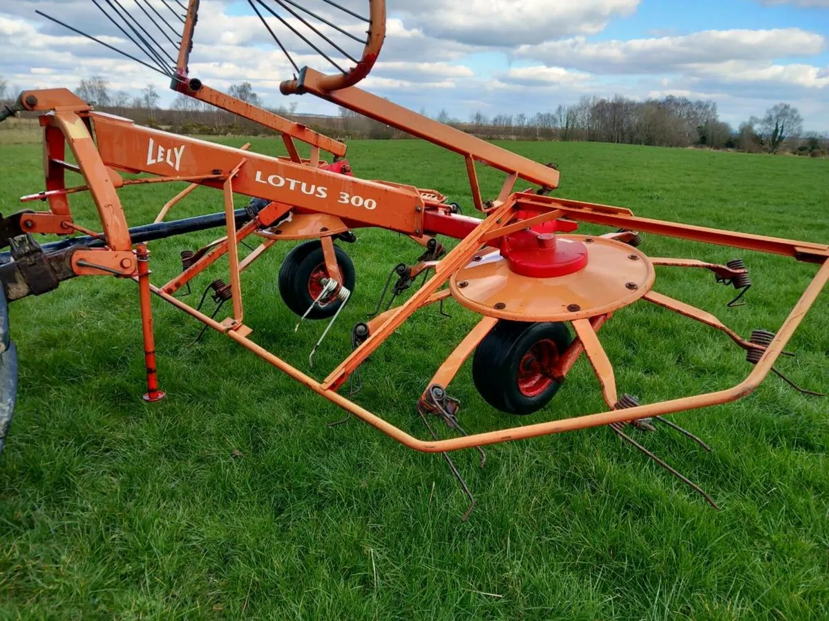 **Lely lotus 300 Combi** - Image 1