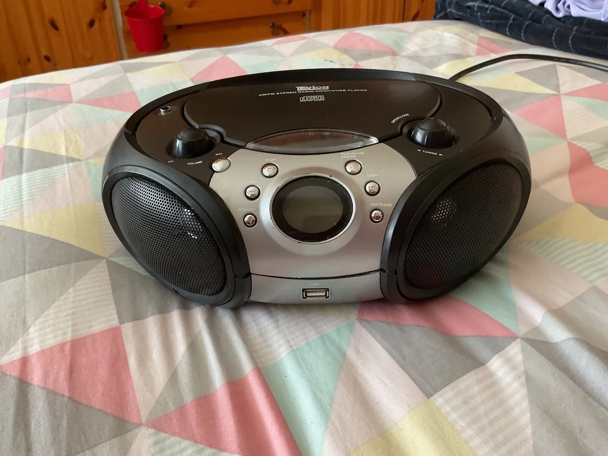 Radio & CD player - Image 3