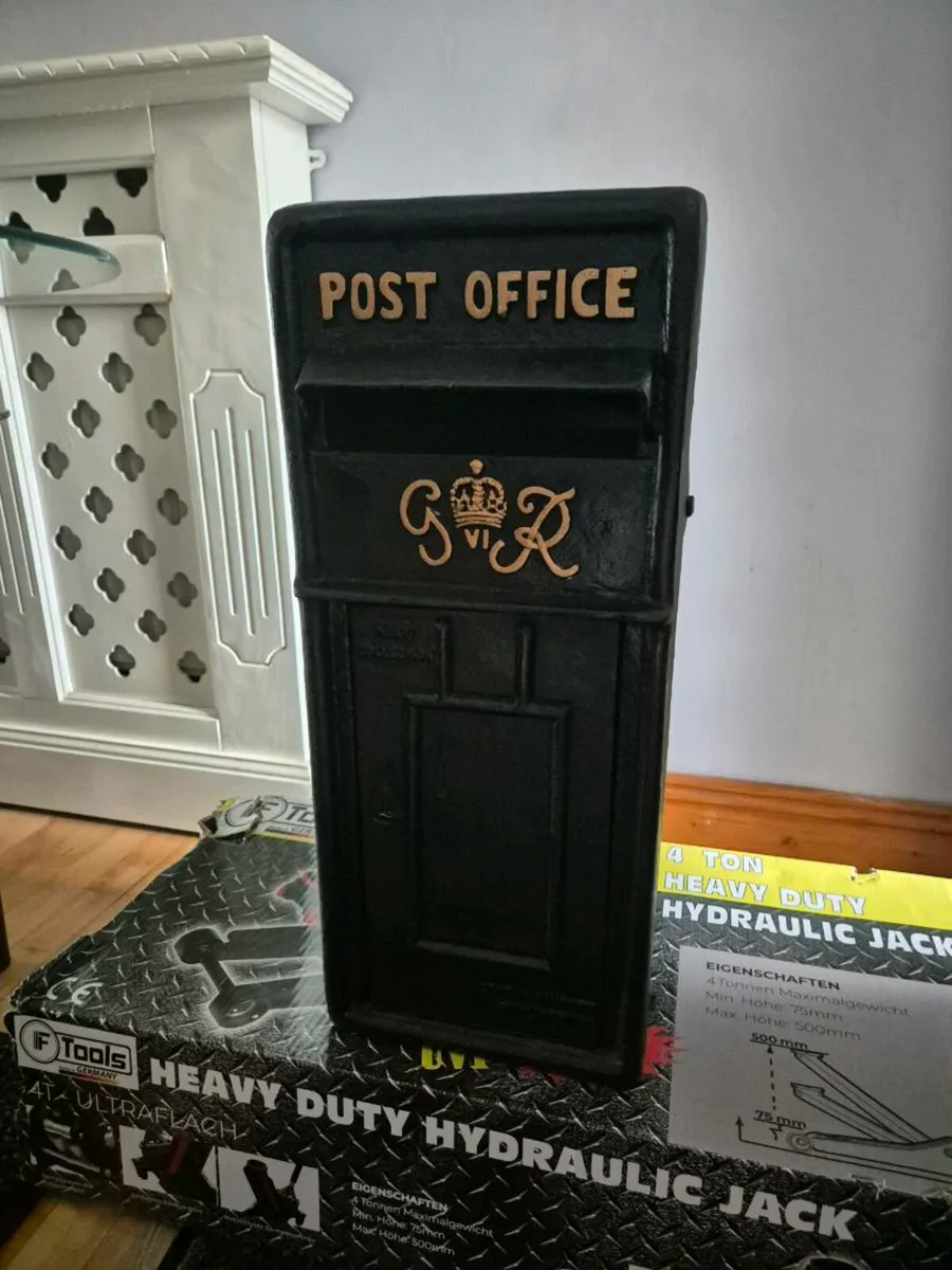 Post  Office  box - Image 4