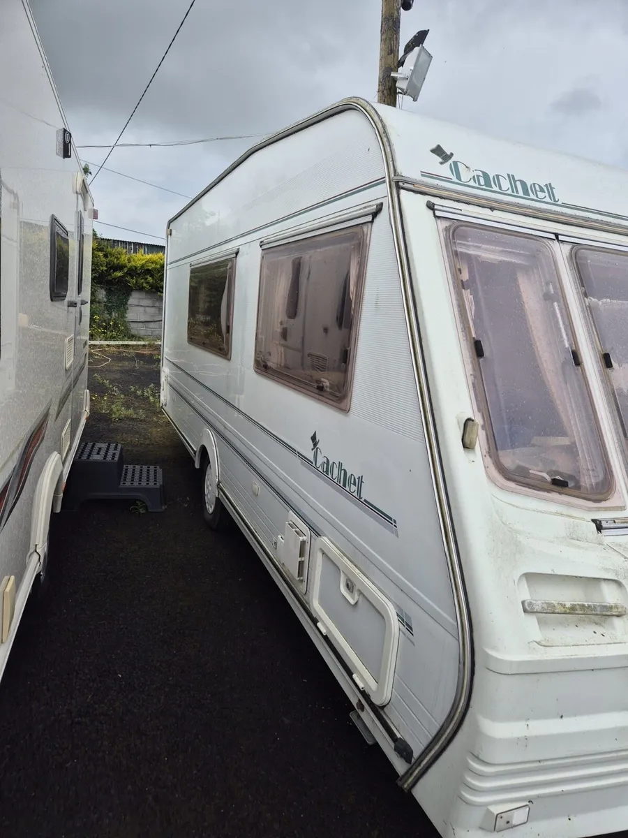 Coachman cachet 4 berth with awning - Image 3