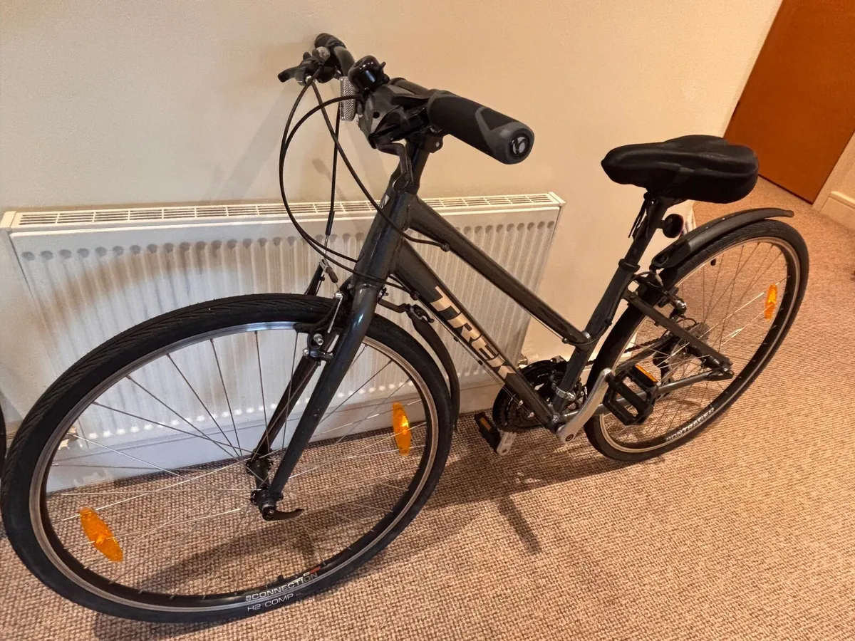 Trek FX1 Bike - Image 1