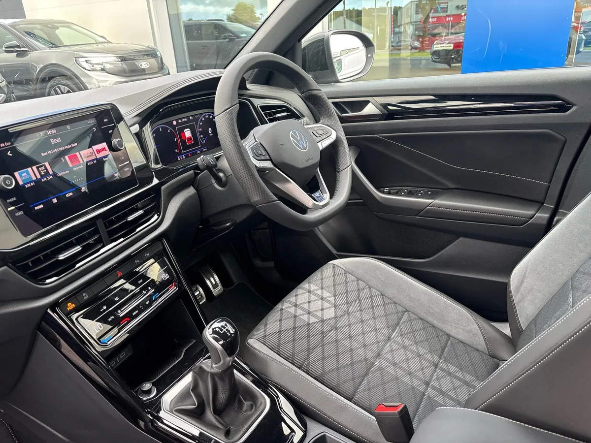 Volkswagen T-ROC R-Line 2.0 TDI - Image 3