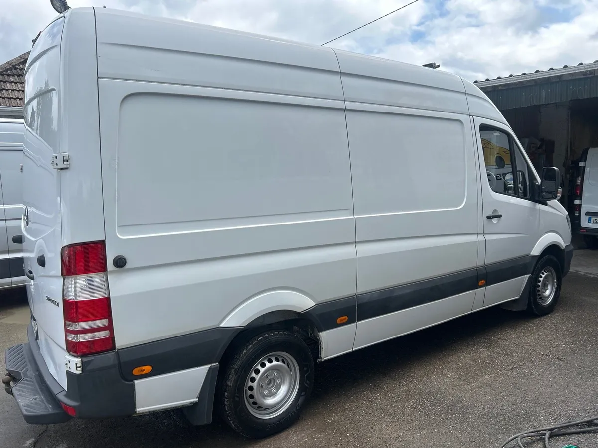 Mercedes sprinter - Image 2