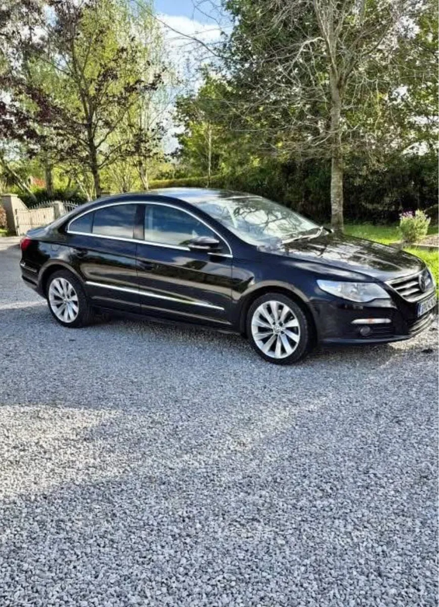AUTOMATIC 09 VW Passat CC - Image 1
