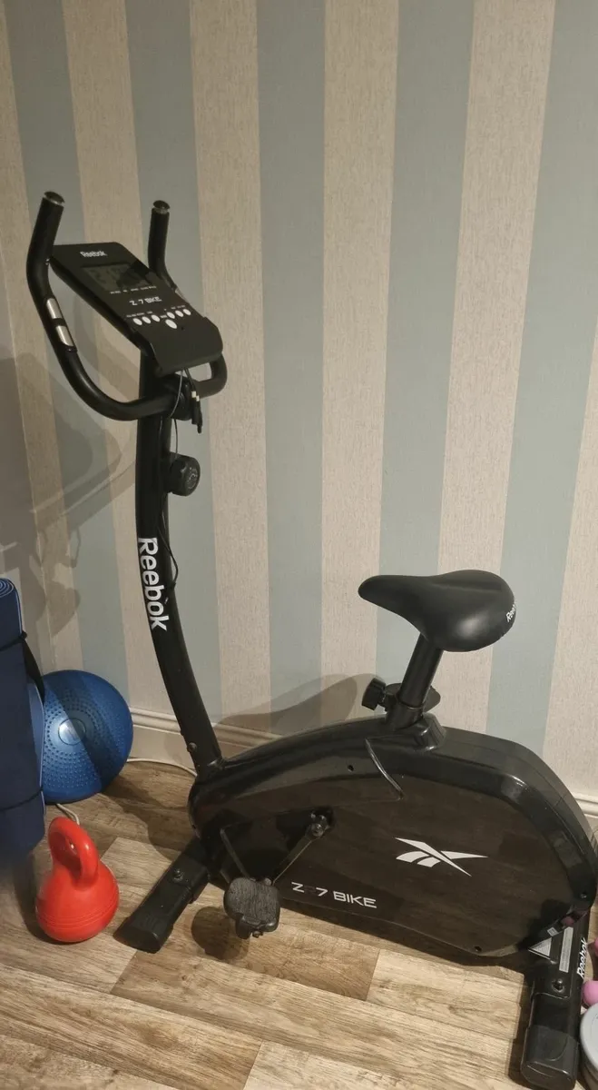 Reebook ZR7 exercise bike - Image 1