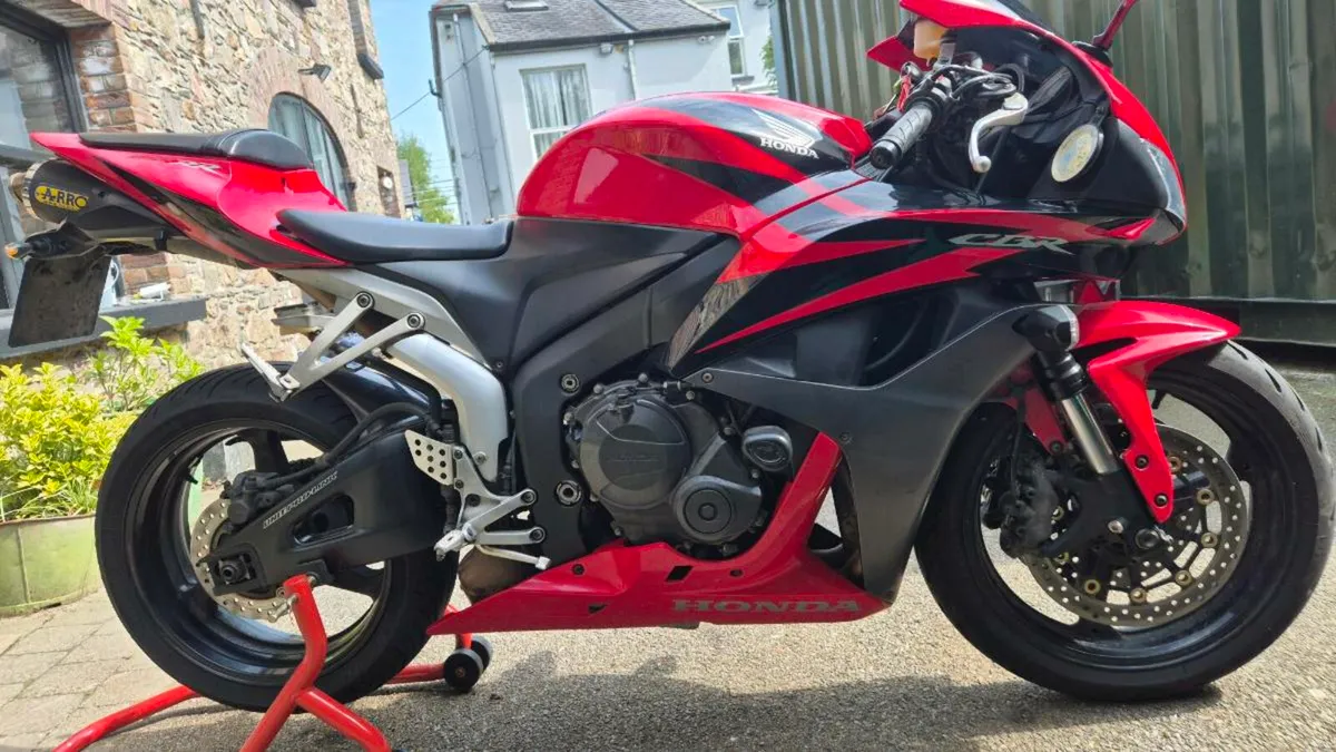 Honda CBR 600RR - Image 3
