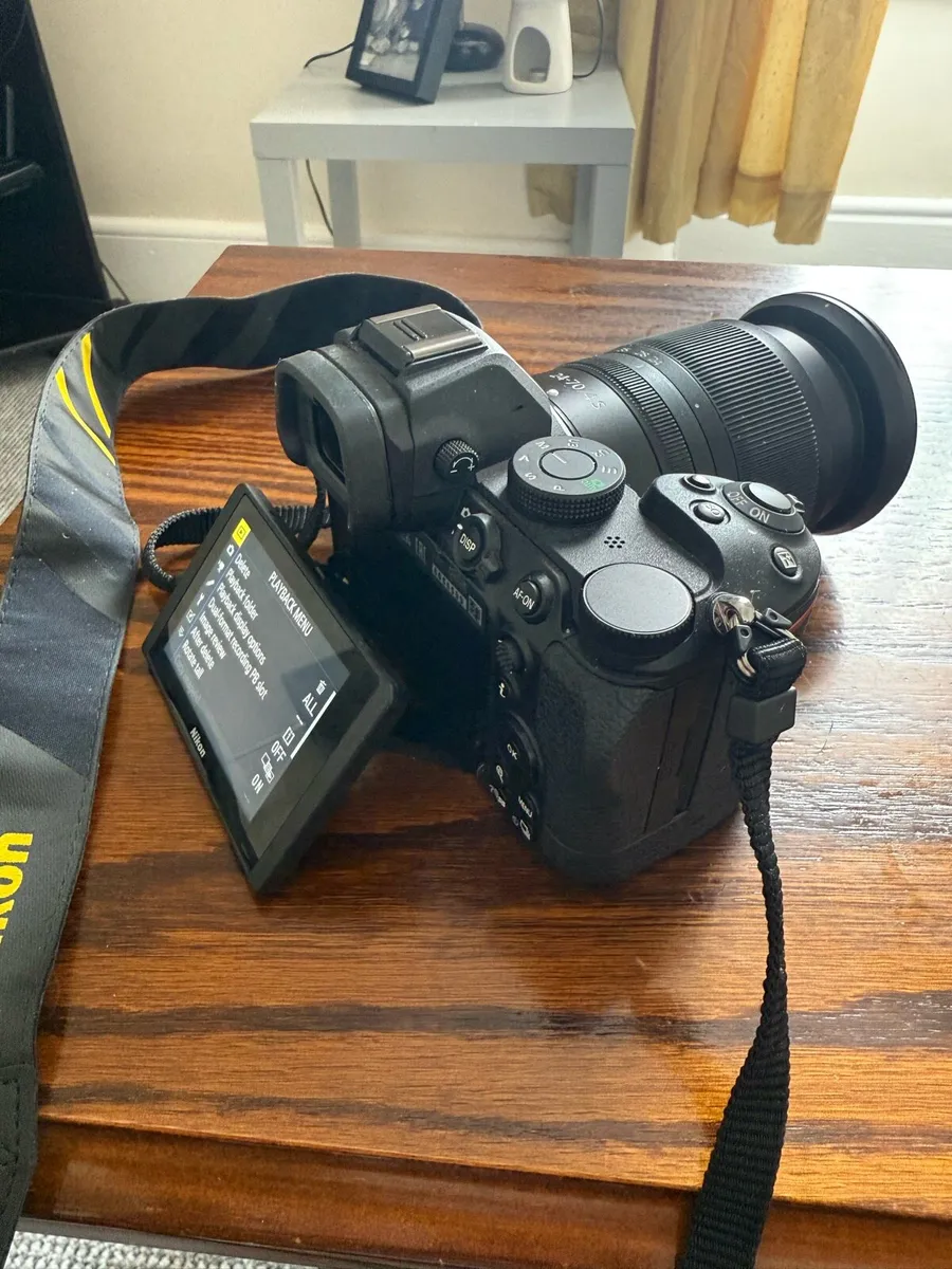 Nikon Z5 Mirrorless Camera w/Lens - Image 4