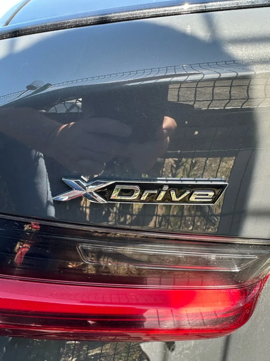 241 Bmw 330e  Xdrive.  (NO TEXTS) - Image 3