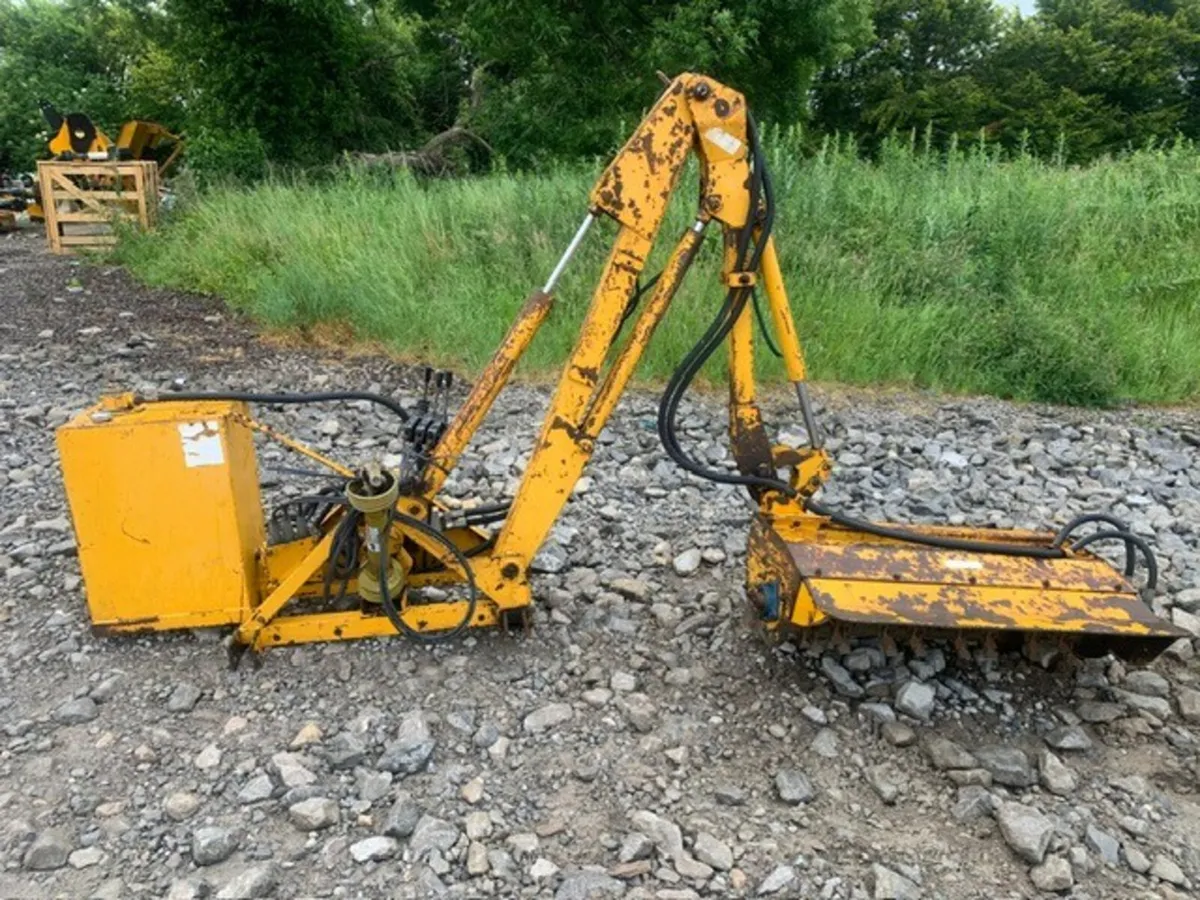 BOMFORD FARMTRIM 435 HEDGER - Image 1