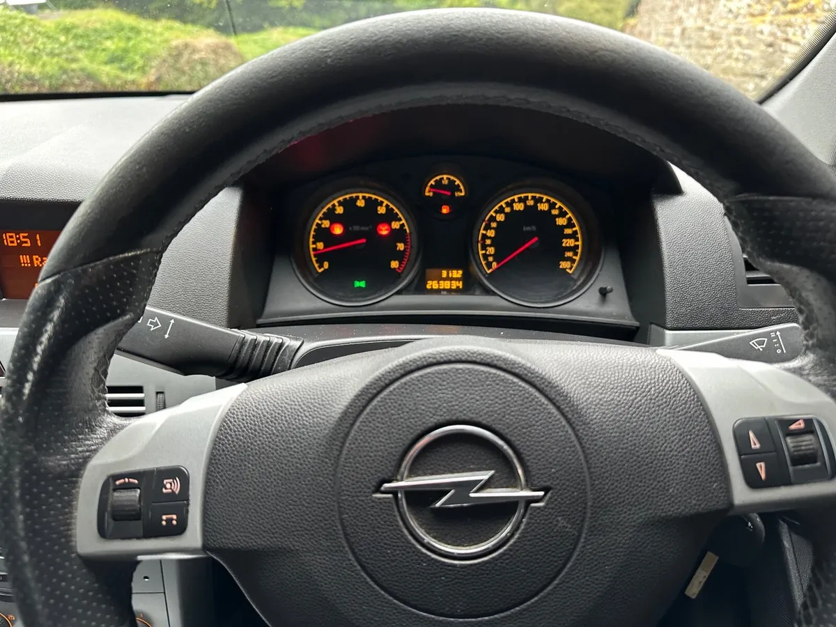 Opel Astra 2007 - Image 3