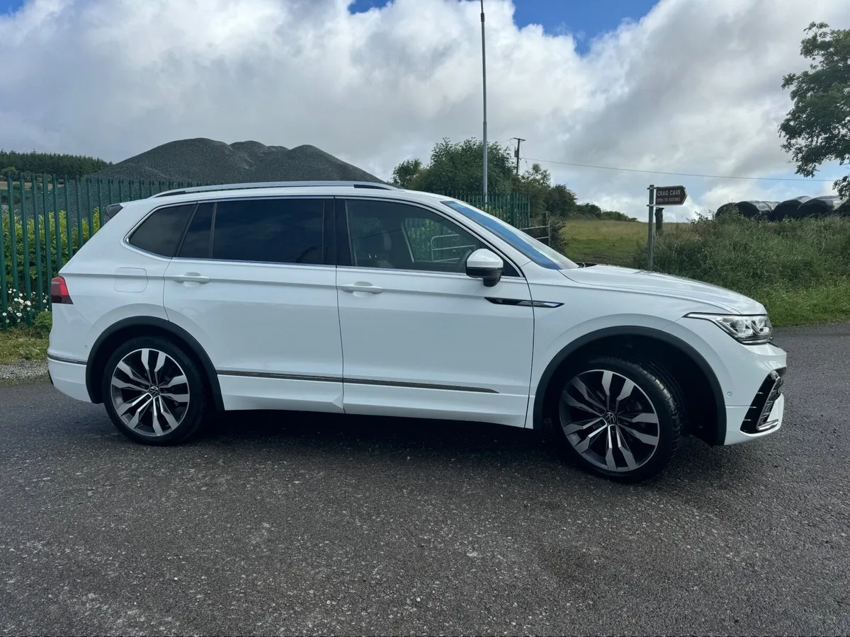 Volkswagen Tiguan 2022 - Image 4