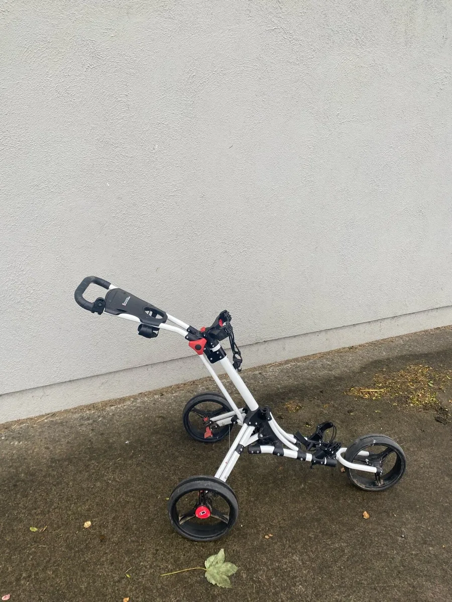 Golf trolley - Image 1