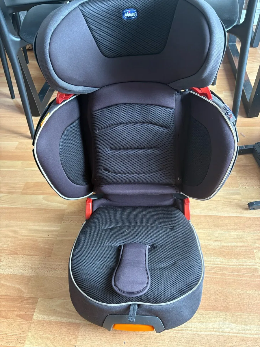 Child Car seat - Image 2