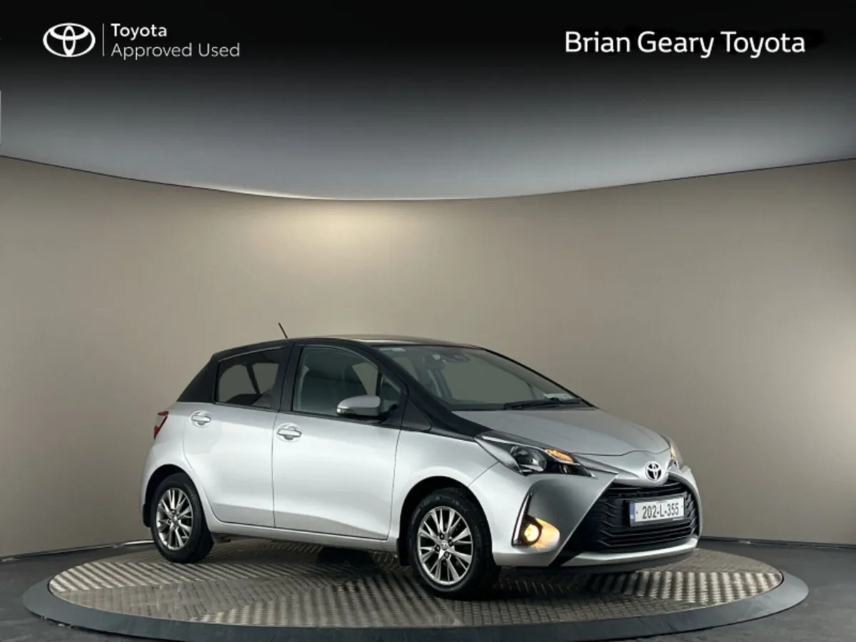 Toyota Yaris 1.0 LUNA - Image 1