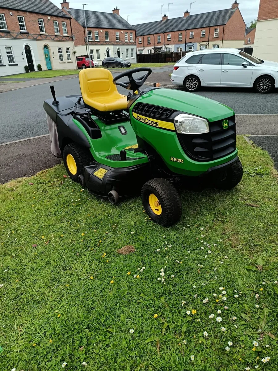 ride on lawnmower - Image 1