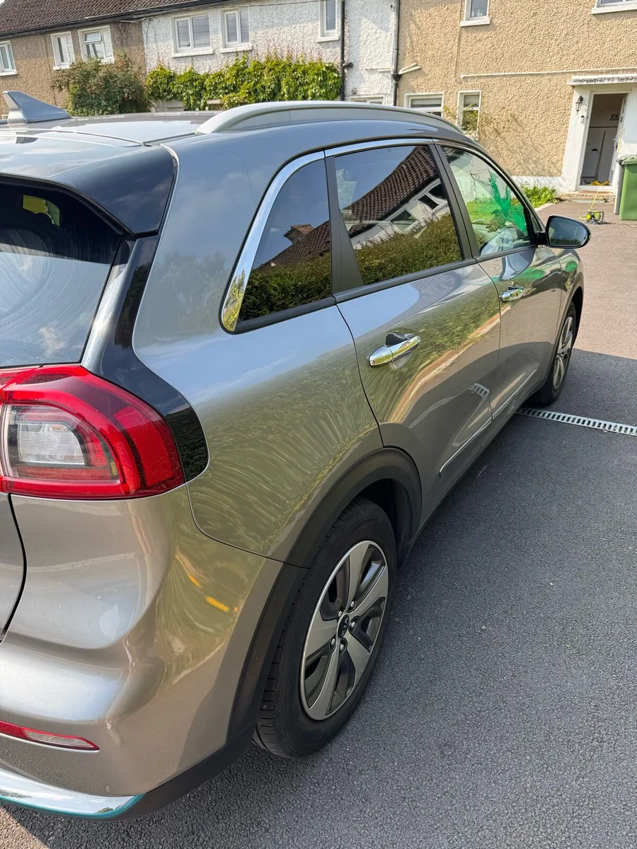 Kia Niro 2019 - Low Mileage - Plug in - Image 3