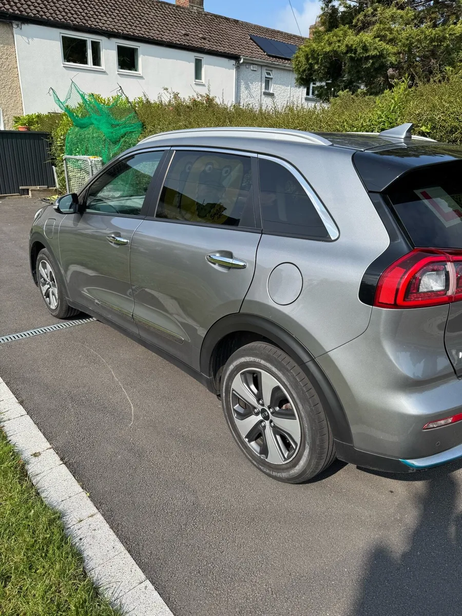 Kia Niro 2019 - Low Mileage - Plug in - Image 4