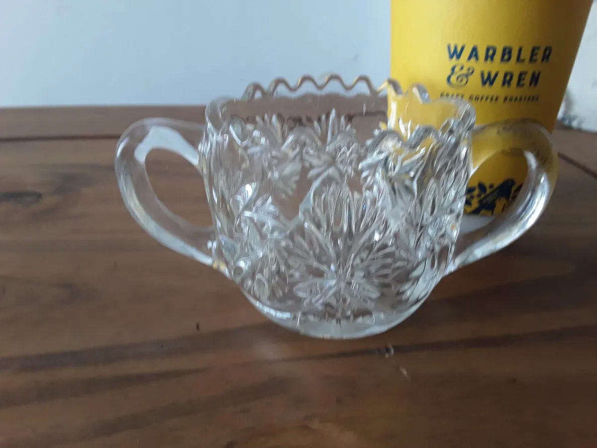 Heavy vintage glass sugar bowl perfect condition - Image 1