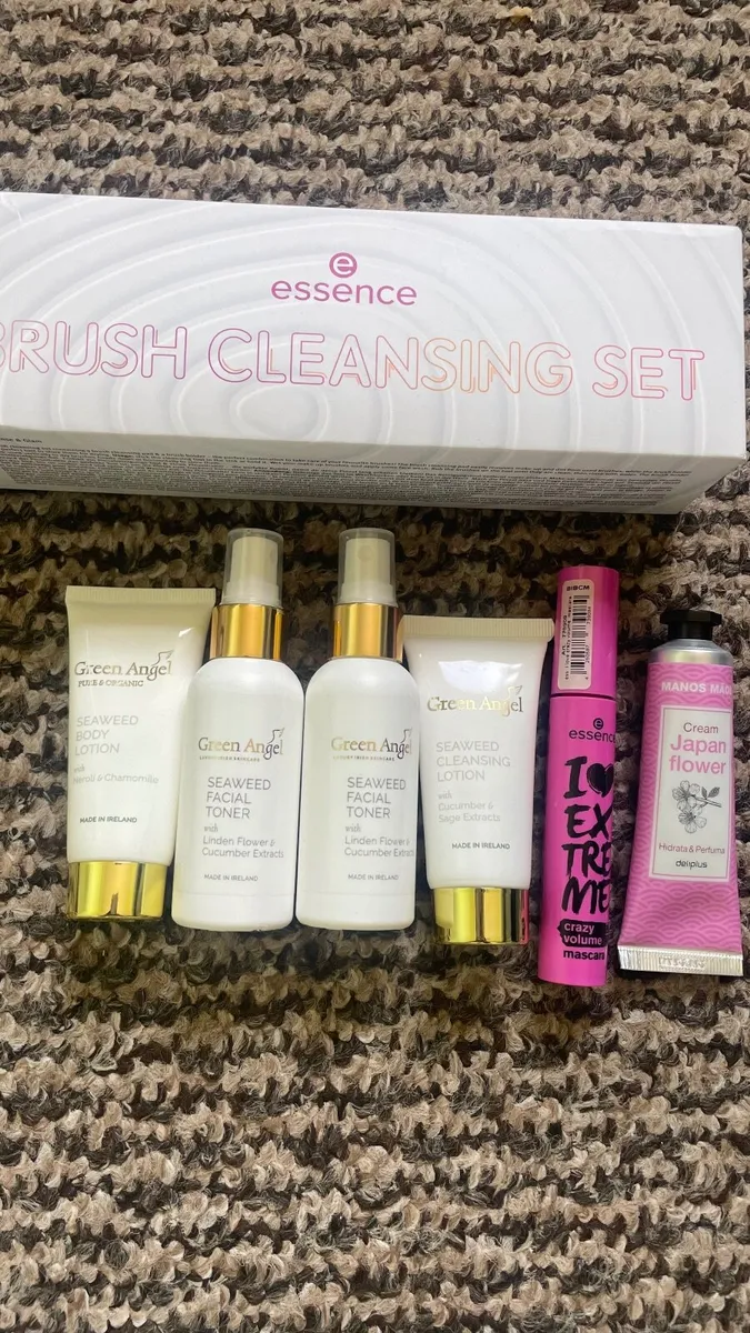 New green angel/mascara/brush cleaner - Image 3