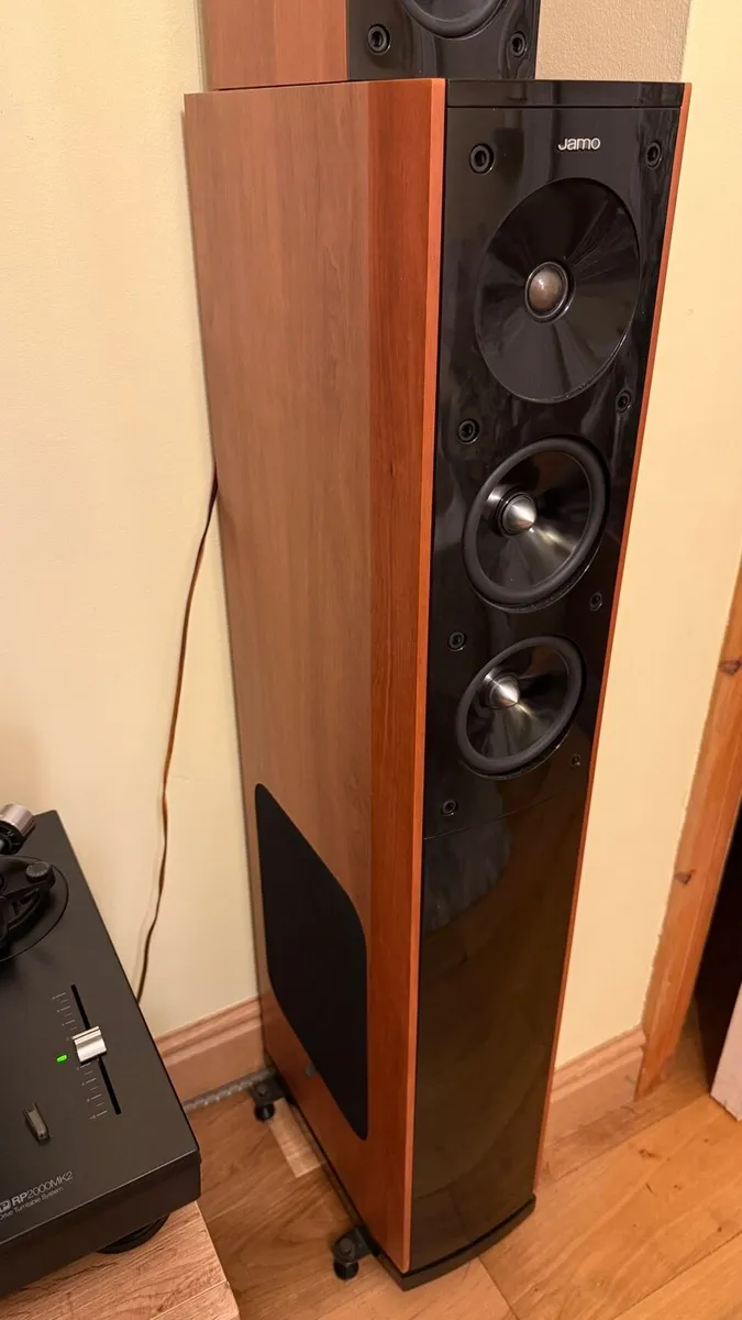Jamo s606 home cinema set - Image 3