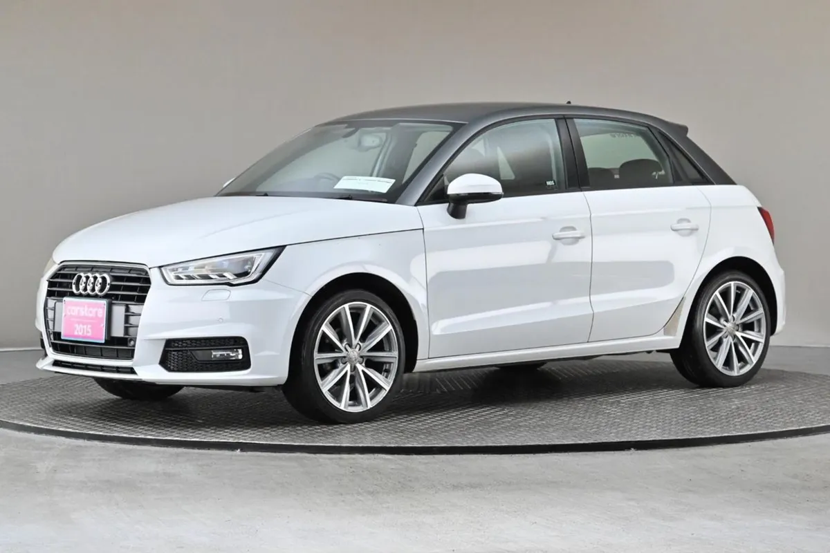 Audi A1 1.0tfsi 95bhp S-tronic 5DR  2tone Roof pa - Image 4