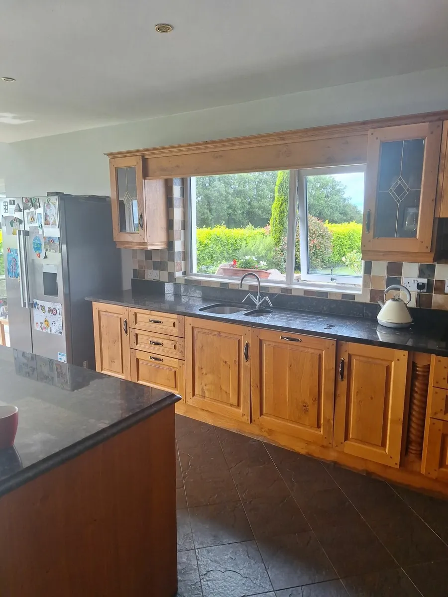 Kitchen - Image 3