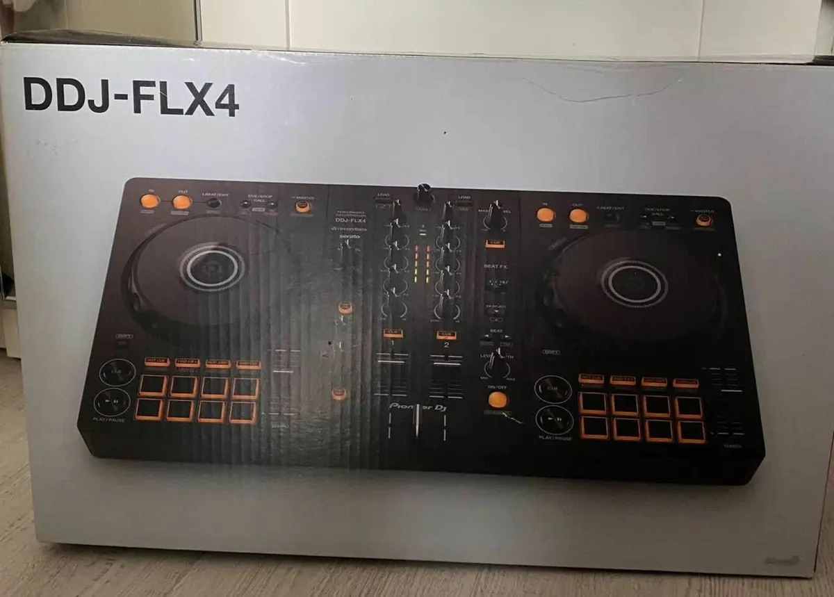Dj controller Pioneer DDJ-FLX4 - Image 1
