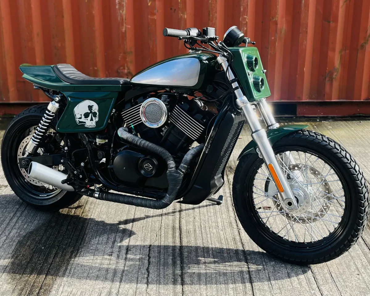 IB CUSTOM HARLEY-DAVIDSON FLAT TRACKER 750 - Image 2