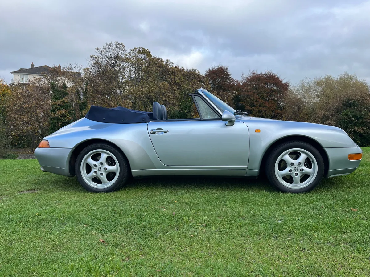 FOR ONLINE AUCTION 1994 PORSCHE 911 CABRIOLET 993 - Image 4