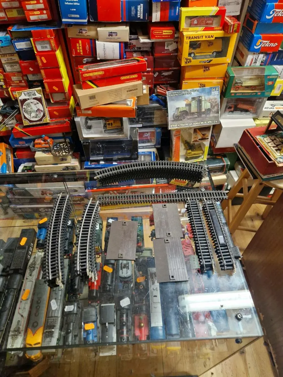 Hornby OO Gauge Track lot - Image 1