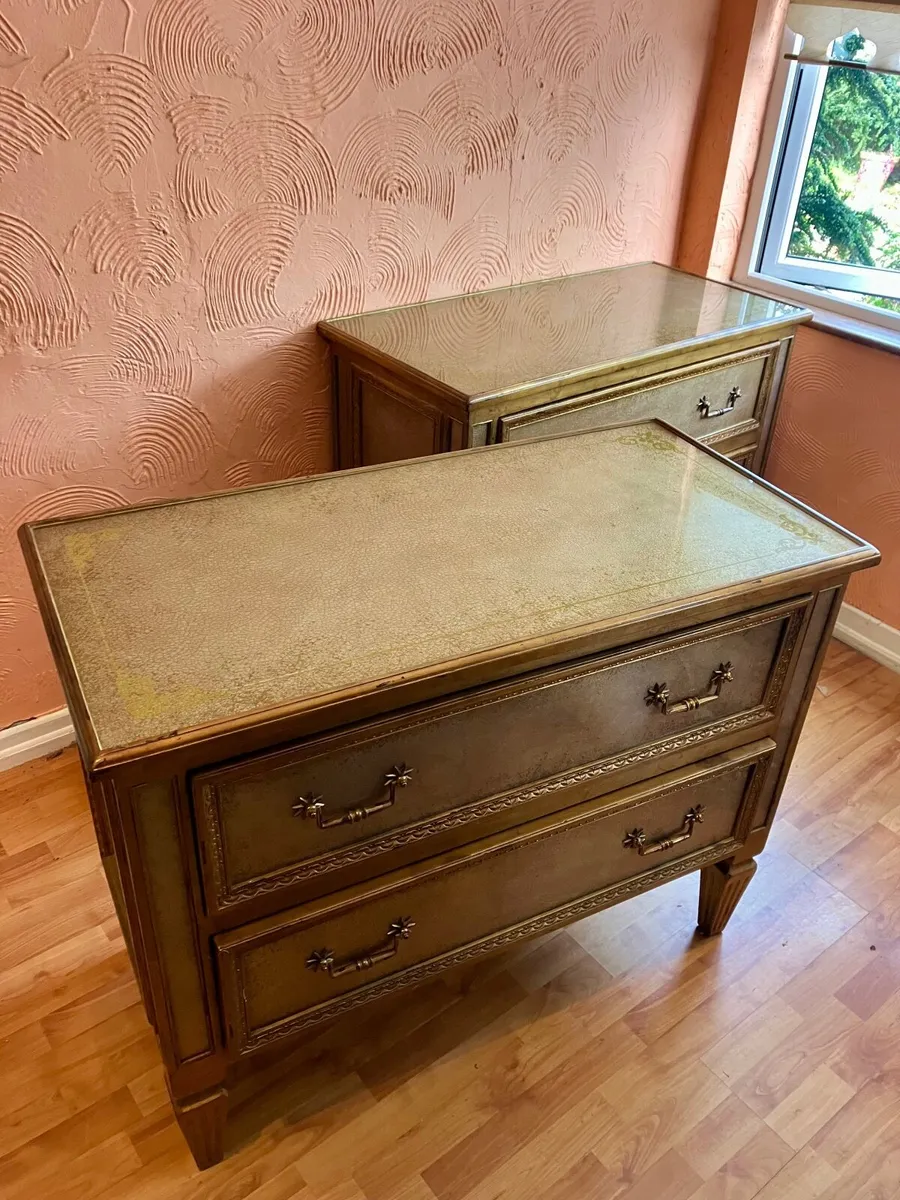 Pair of Chest of Drawers - Image 1