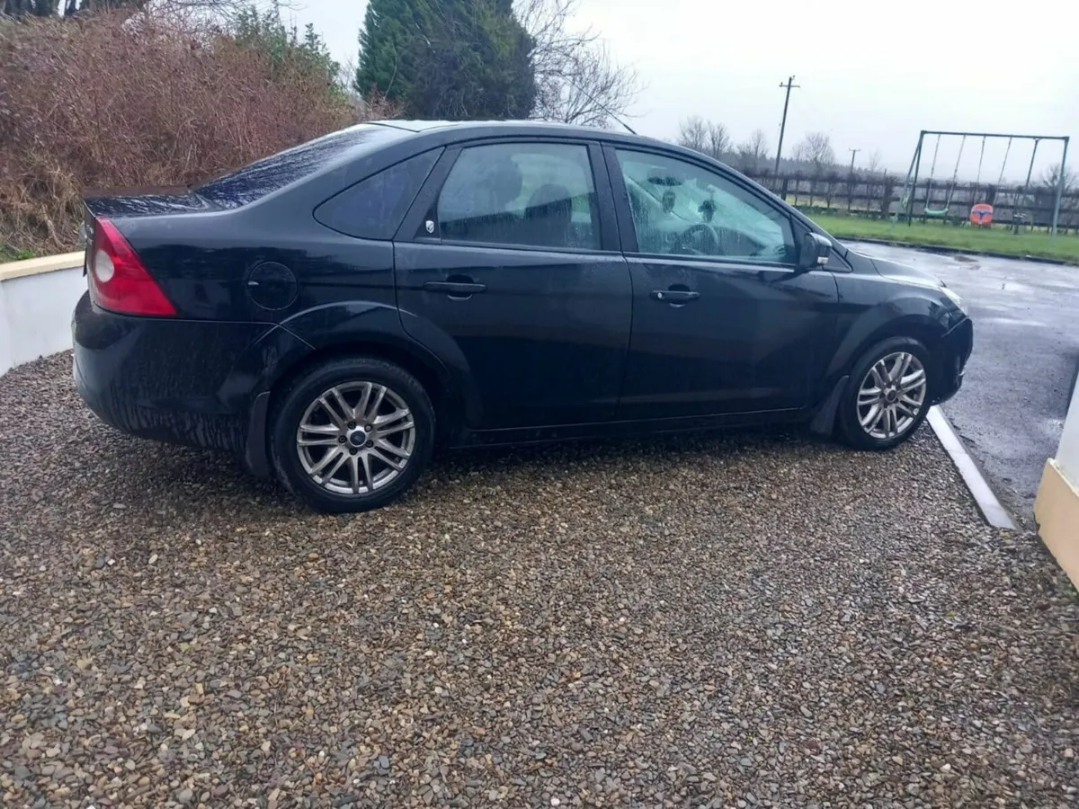 Ford Focus 2008 - Image 2