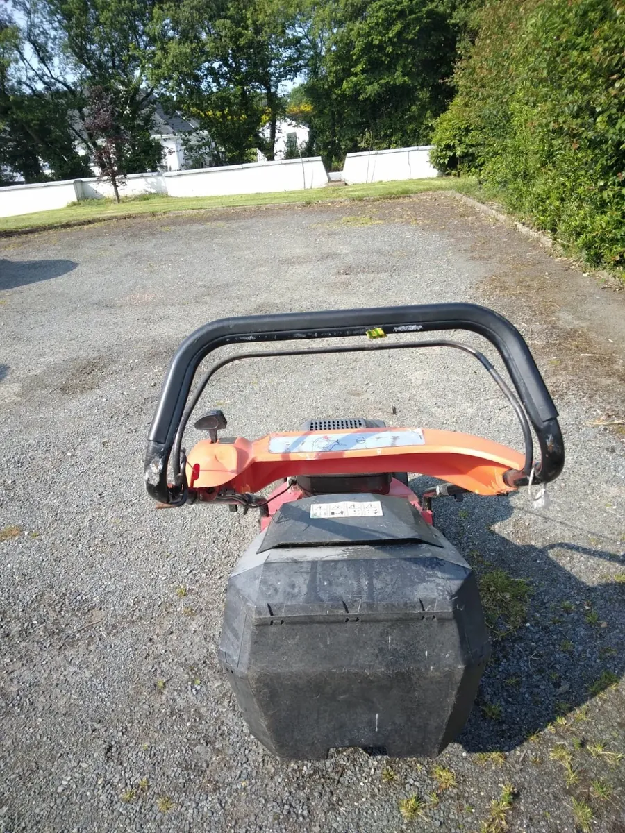 Lawn mower - Image 2