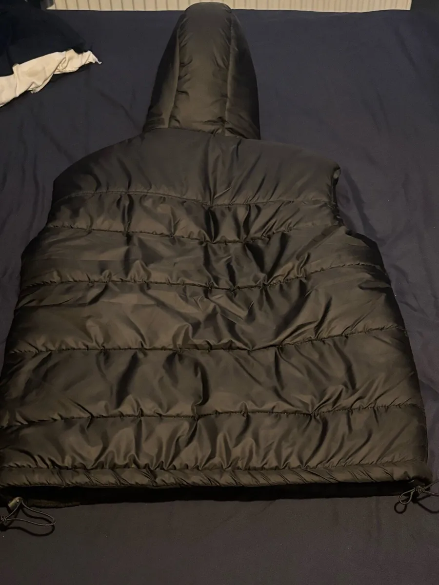 Canada goose gilet with hood - Image 2