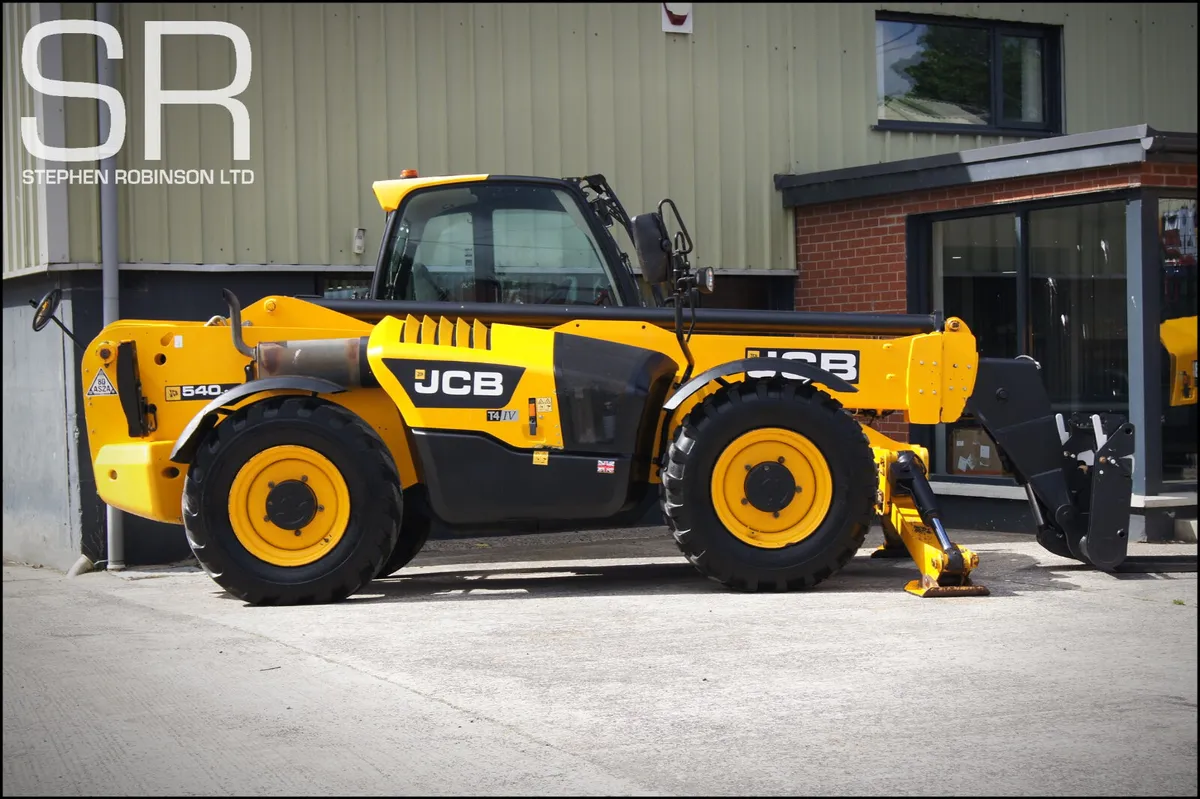 2017 JCB 540-140 - Image 1