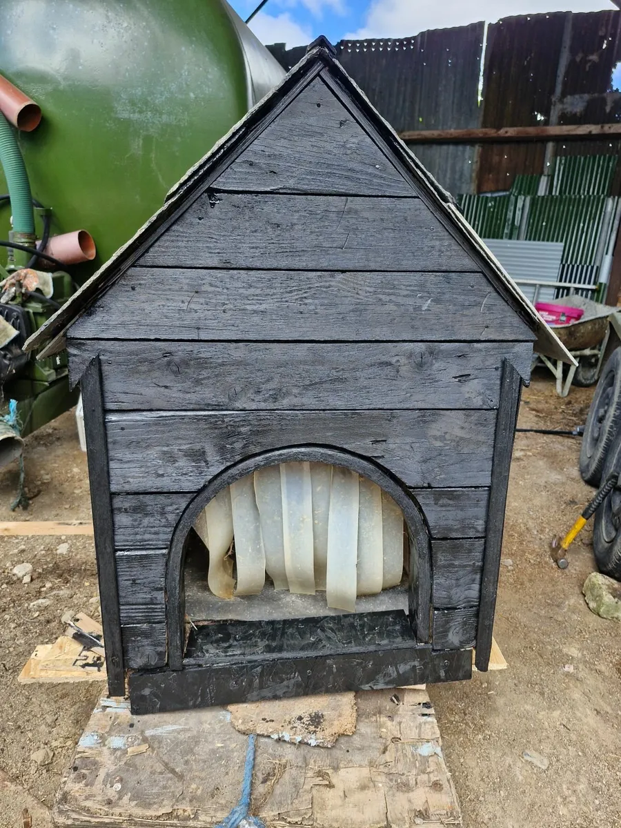 Dog kennell - Image 1