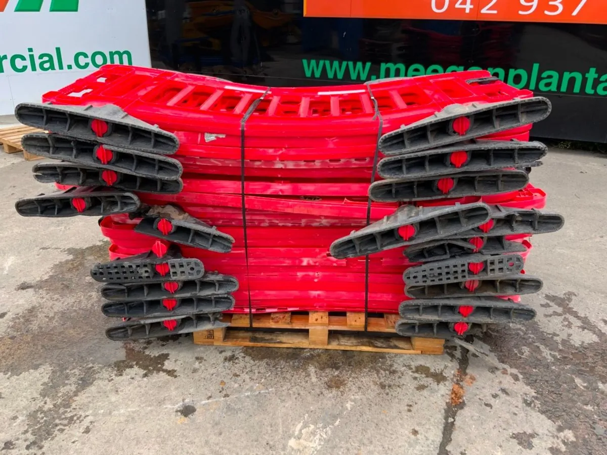 20 of  PEDESTRIAN  PLASTIC BARRIERS......5679. - Image 3