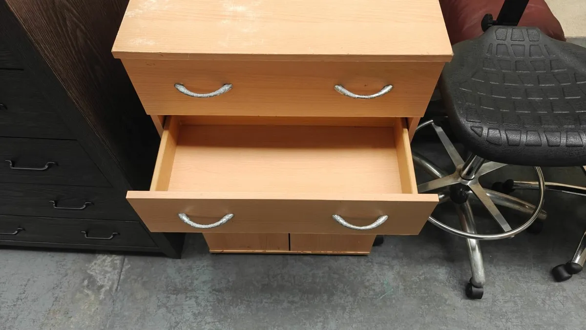 Storage Unit €15 ONLY! - Image 2